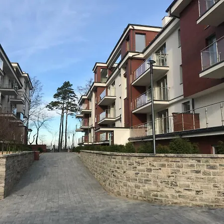 Apartment Klifowa 1 *